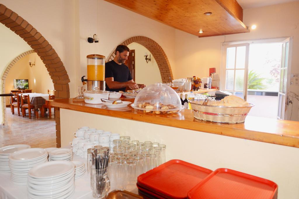 Marie Hotel Acharavi  Bagian luar foto